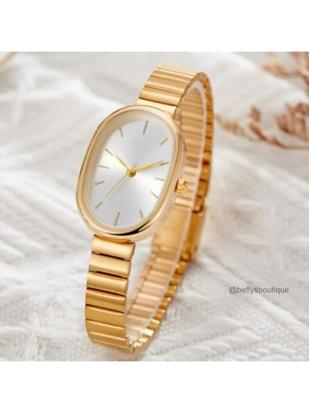 Exquisite Women's Oval Watch, Quartz Movement, Metal Band, Easy Reader,